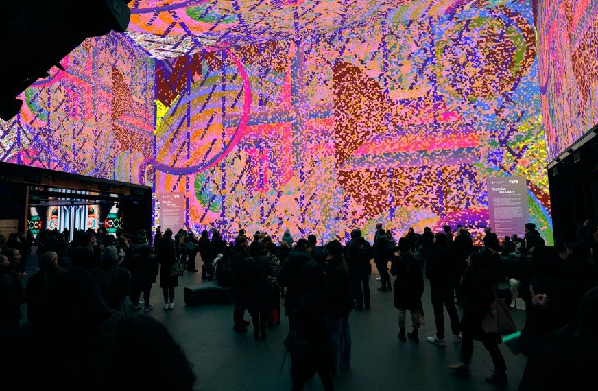 Samia Halaby and Four Tet Collaborate for a Unique Art Experience at Outernet London