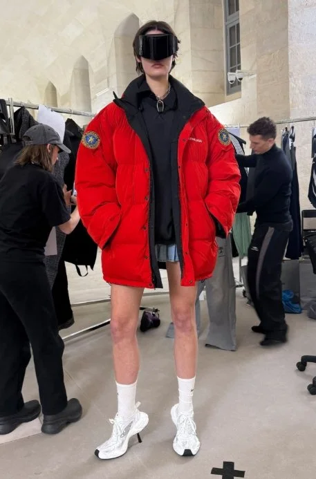 screenshot_9-12-2024_183054_balenciaga.dam.kering.com.jpeg