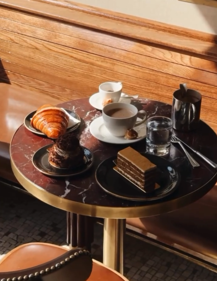 The Best Local Cafes In London: Where to Break Up With Starbucks