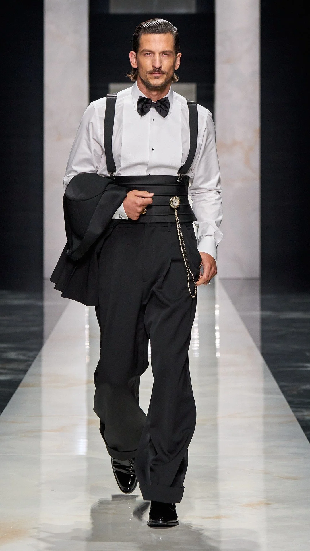 dolce-and-gabbana-men-fall-winter-26-fashion-show-look-100.jpg