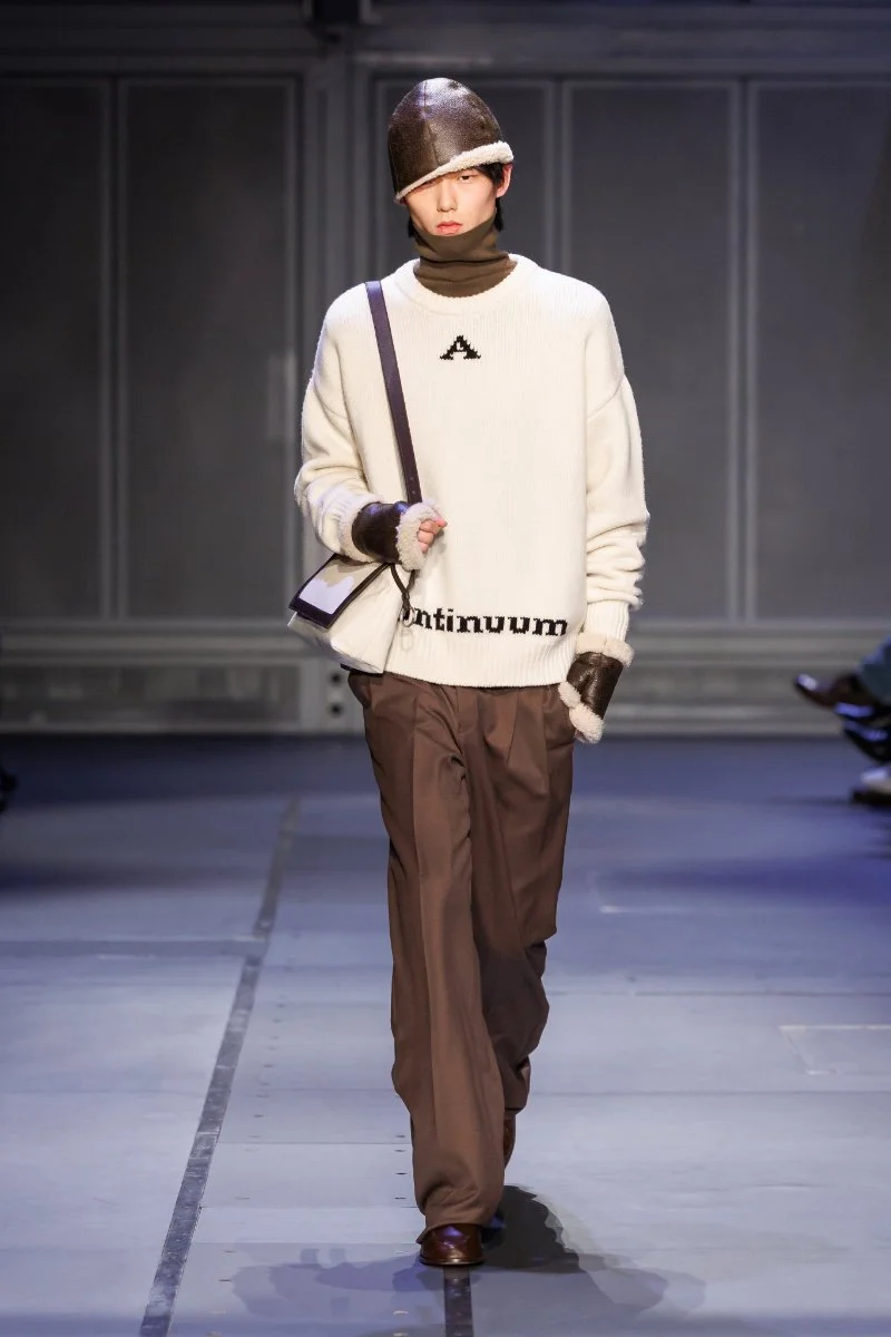 Etudes-Studio_FW26_runway_press_look25.jpg