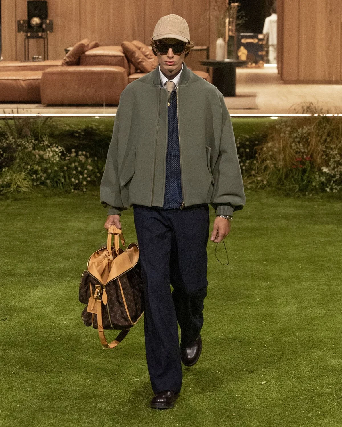 Louis-Vuitton-Fall-2026-2027-Paris-Runway-Magazine-58.jpg