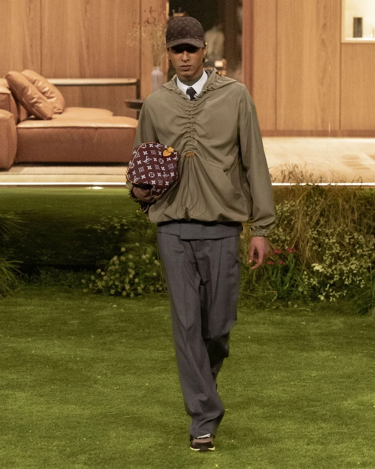 Louis-Vuitton-Fall-2026-2027-Paris-Runway-Magazine-62.jpg
