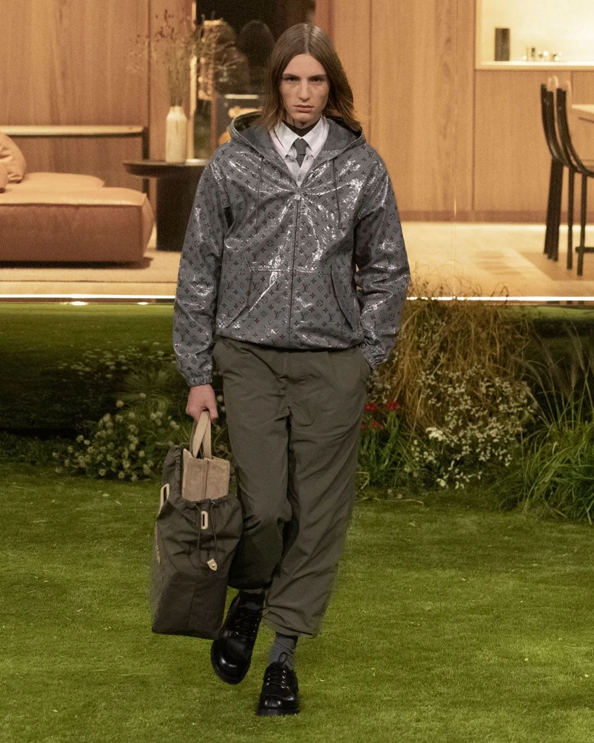 Louis-Vuitton-Fall-2026-2027-Paris-Runway-Magazine-63.jpg