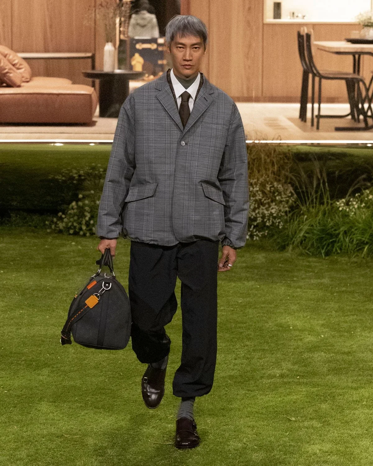 Louis-Vuitton-Fall-2026-2027-Paris-Runway-Magazine-76.jpg