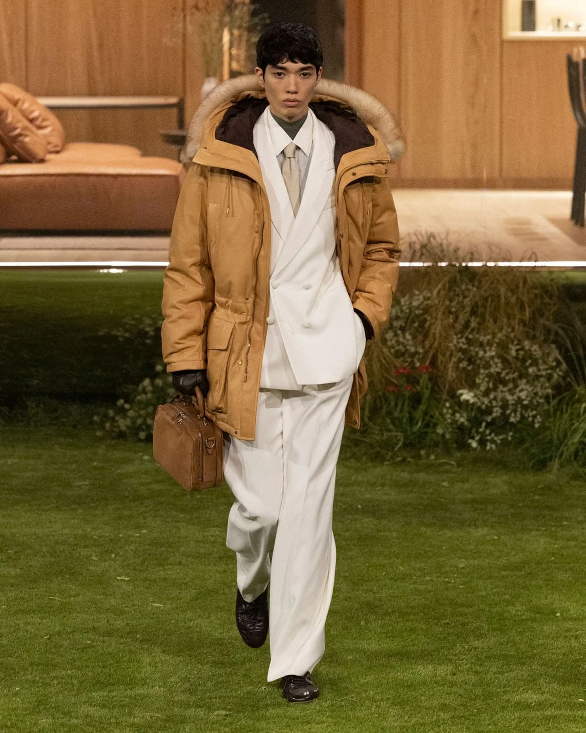 Louis-Vuitton-Fall-2026-2027-Paris-Runway-Magazine-4.jpg