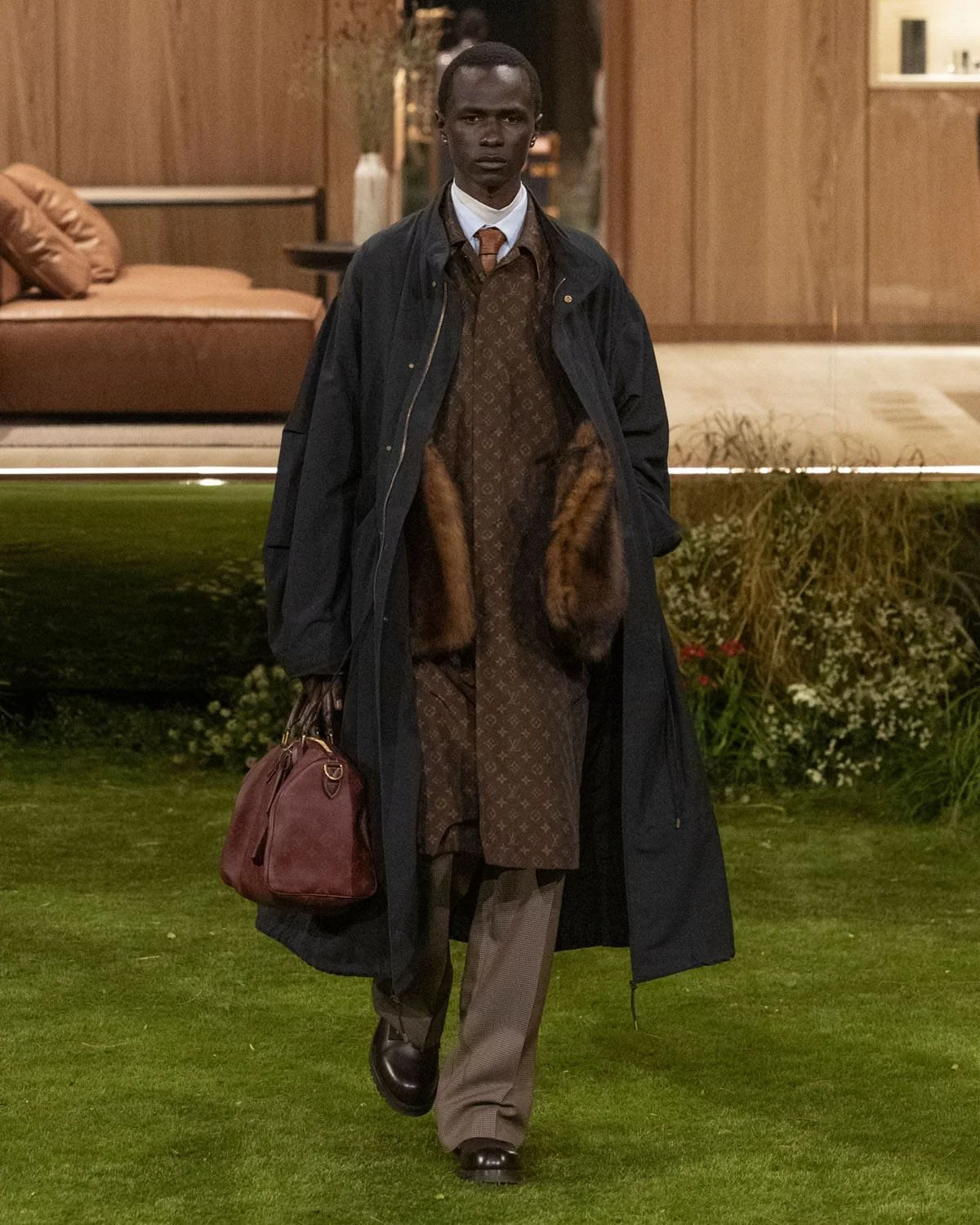 Louis-Vuitton-Fall-2026-2027-Paris-Runway-Magazine-27.jpg