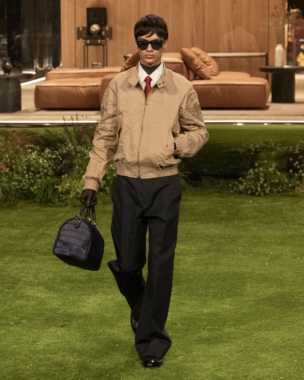 Louis-Vuitton-Fall-2026-2027-Paris-Runway-Magazine-51.jpg