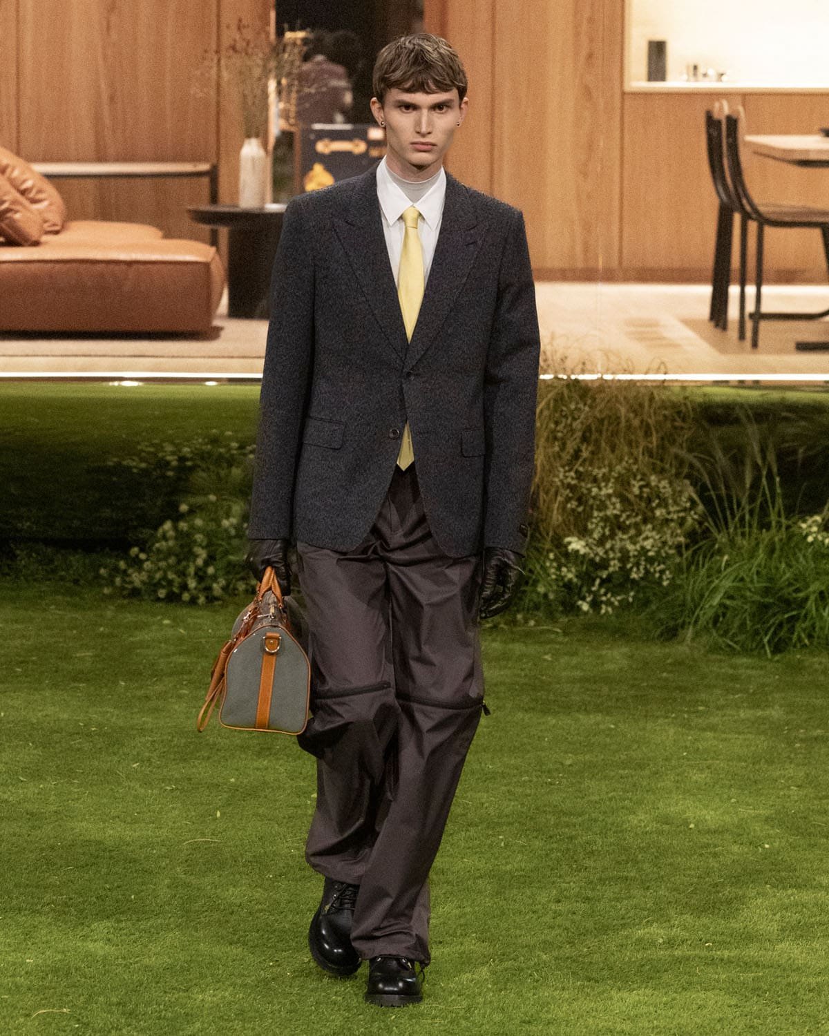 Louis-Vuitton-Fall-2026-2027-Paris-Runway-Magazine-54.jpg