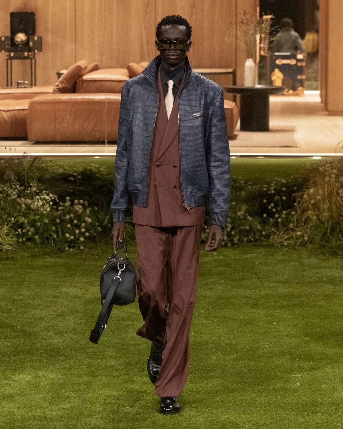 Louis-Vuitton-Fall-2026-2027-Paris-Runway-Magazine-55.jpg