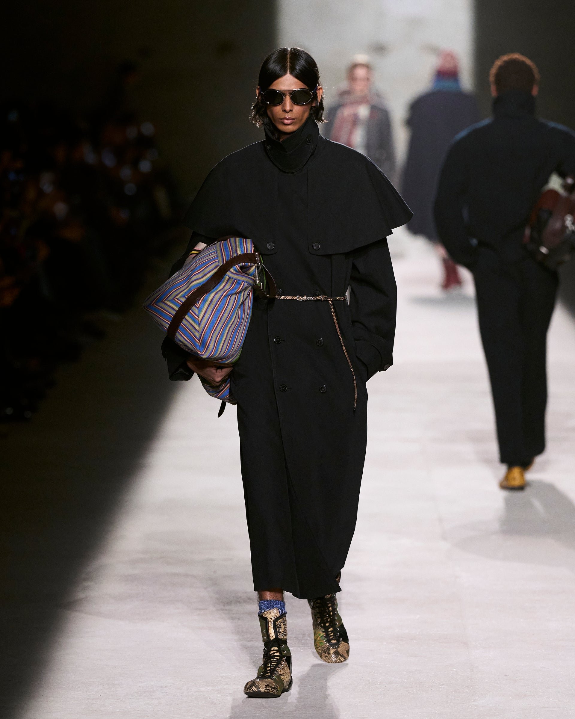 DRIES_VAN_NOTEN_FW26_3278X4098_LOOK_08.jpg