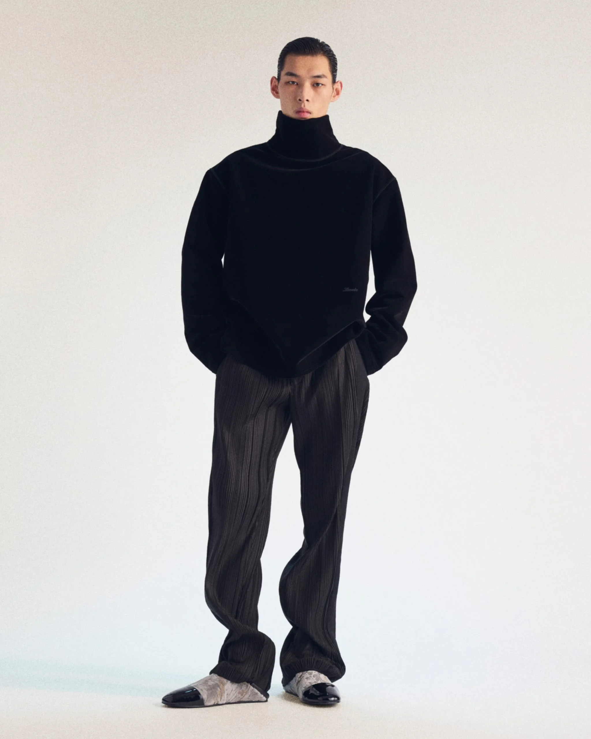 AH26_MEN_LOOKBOOK_20_4x5-scaled.jpg