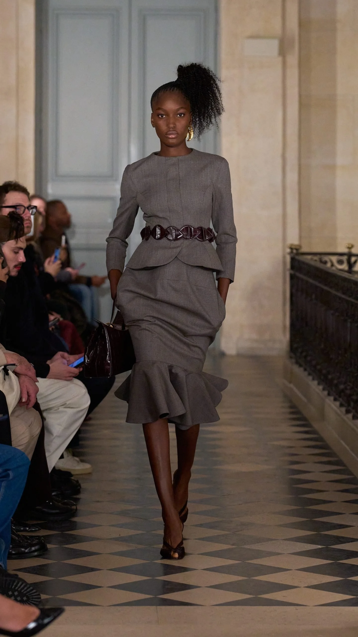 JACQUEMUS-LE-PALMIER-916_-LOOK36-scaled.jpg
