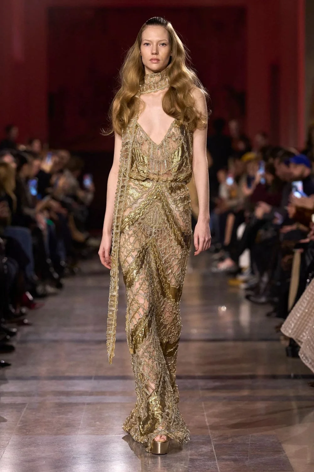 Elie-Saab-Spring-Summer-2026-Haute-Couture-Runway-Magazine-7.jpg