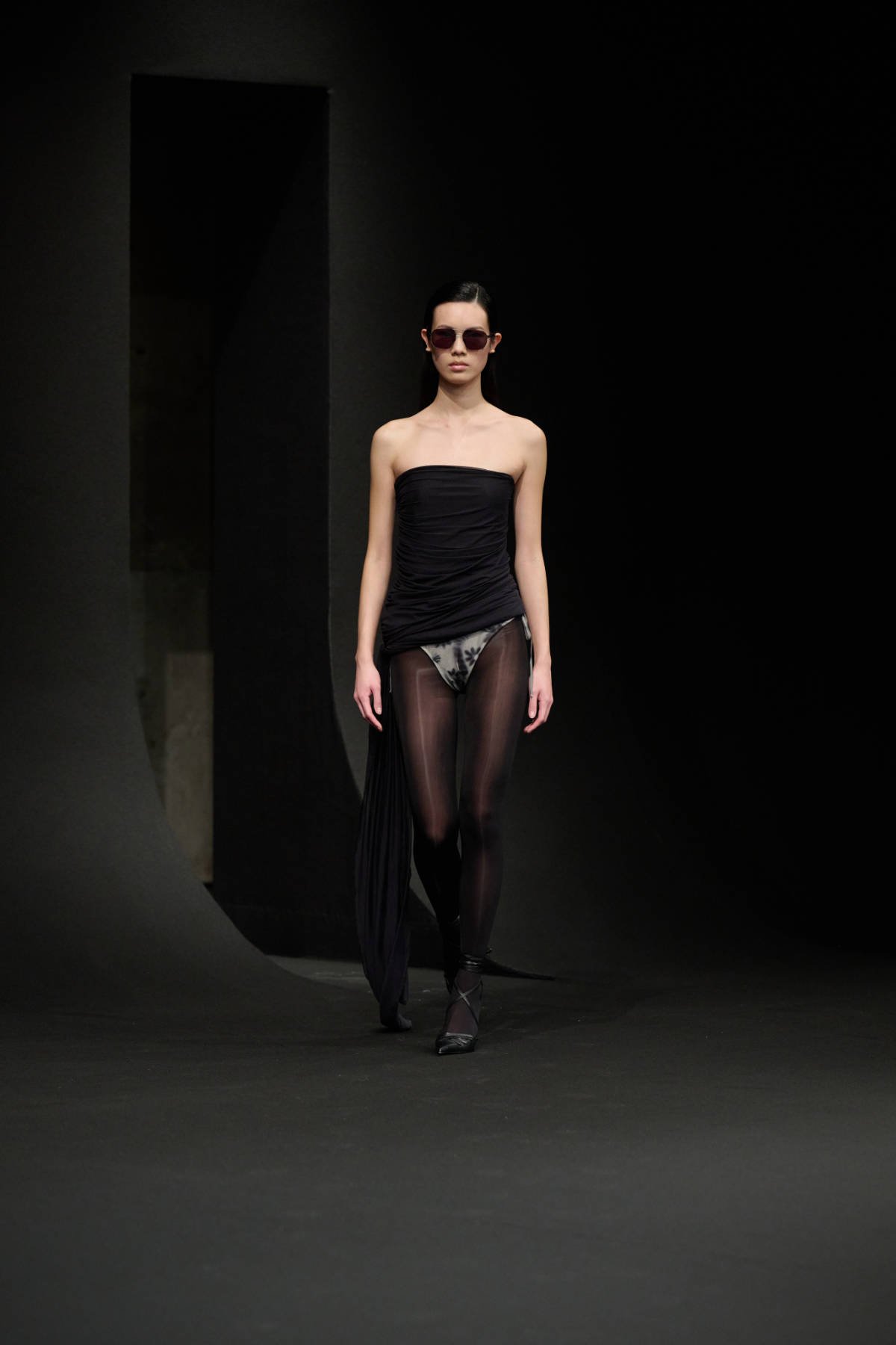 ioannes-aw26-look063-by-james-cochrane-for-bfw-extras - Copy.jpg