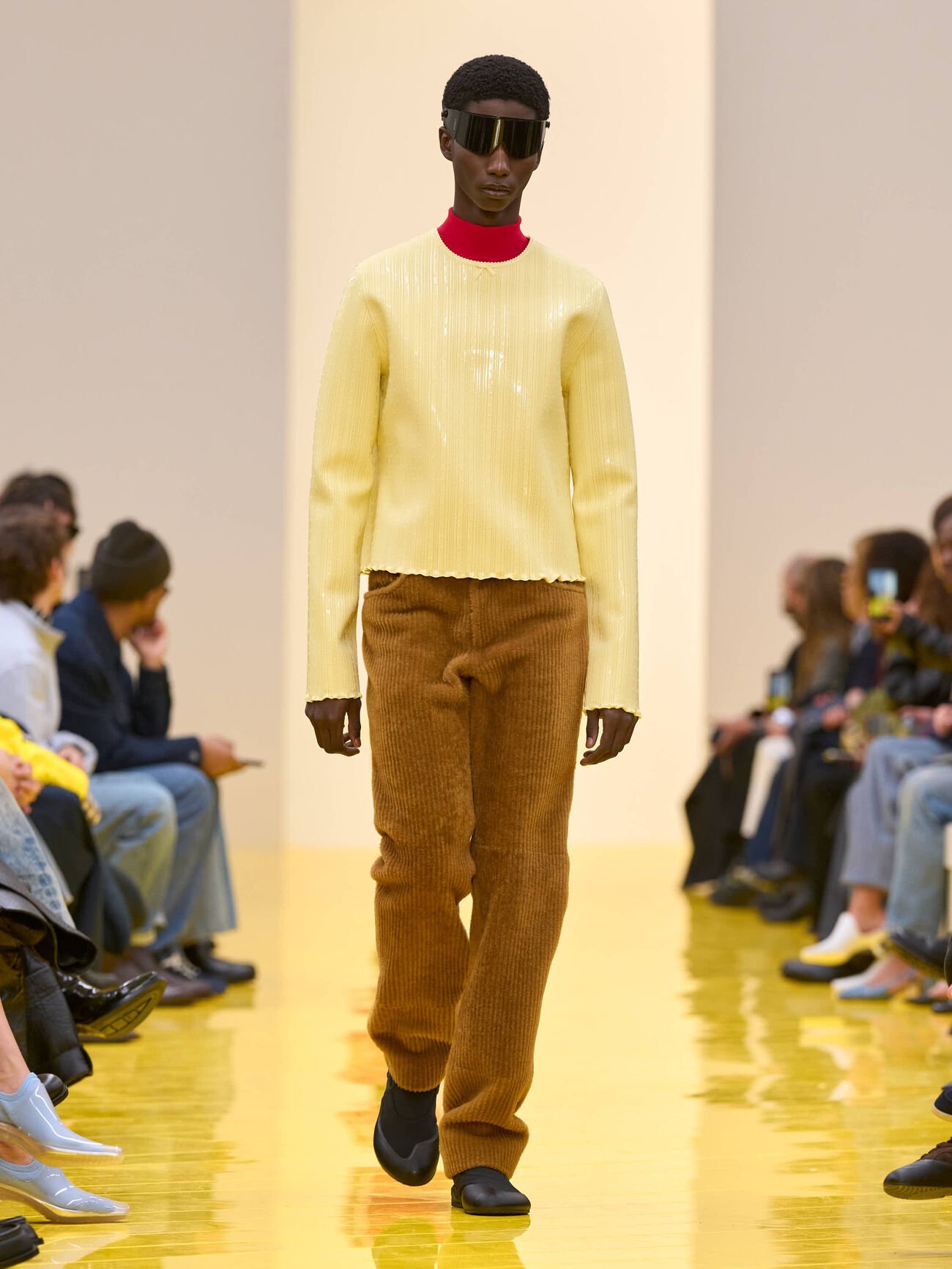 LOEWE_FW26_WW_SHOW_RUNWAY_LOOK_03_FRONT_RGB_CROPPED_3x4_01(1).jpg