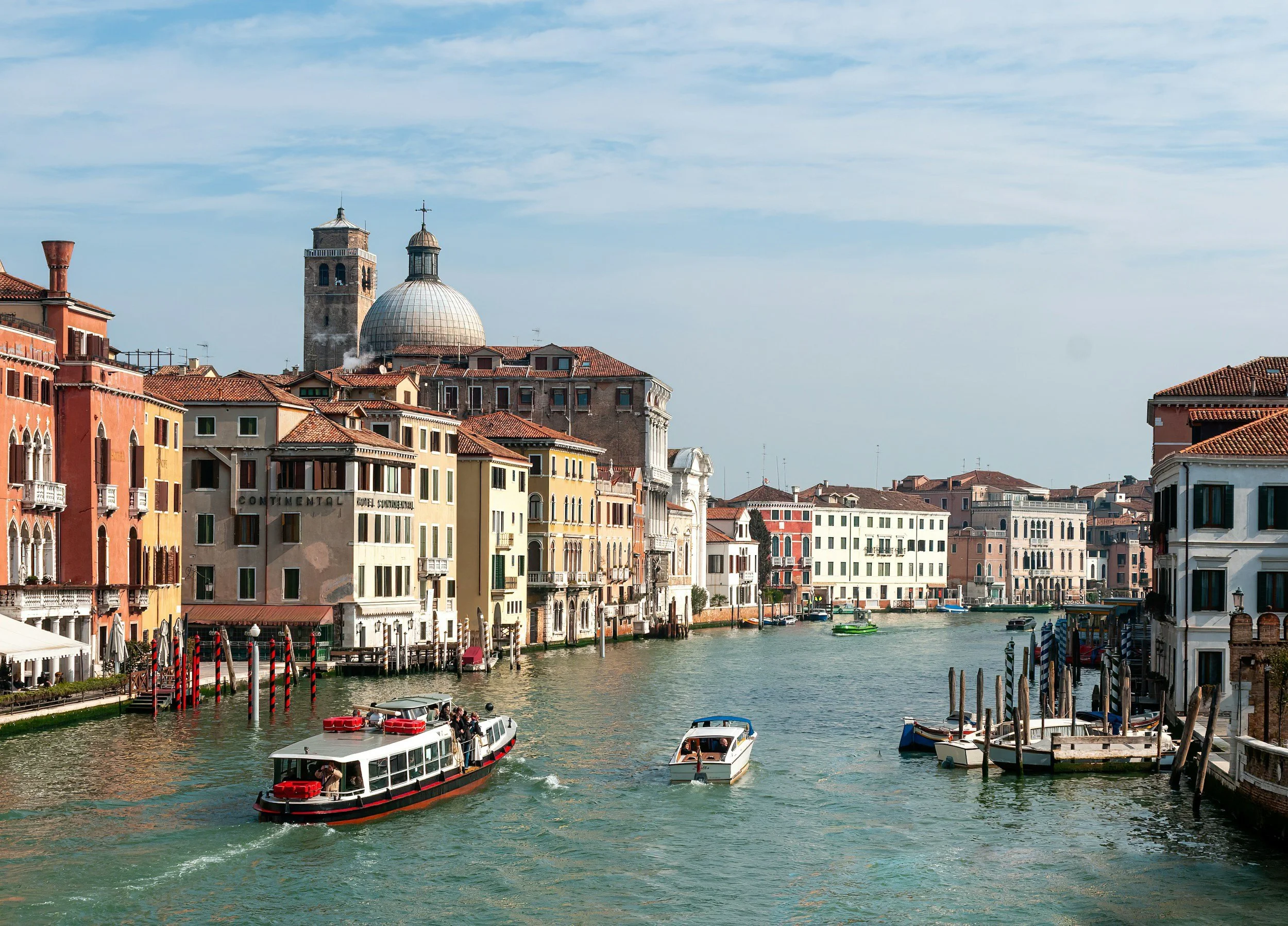 Cannaregio in venice grand canal view
