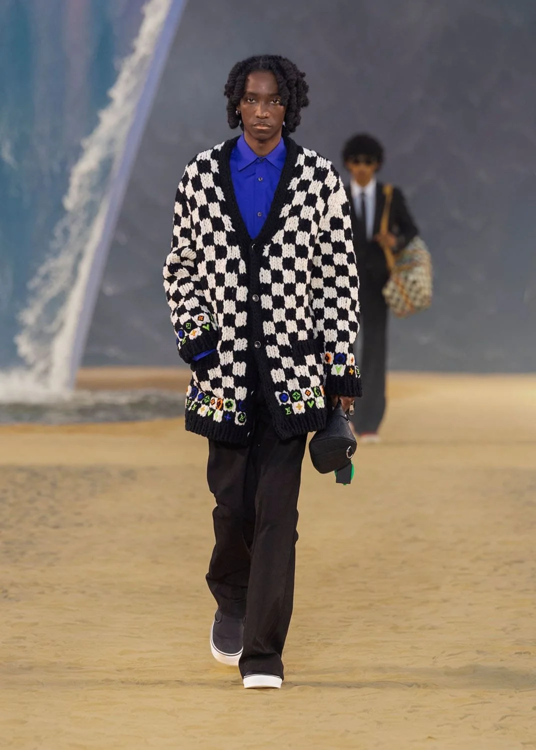Louis-Vuitton-Men-Spring-Summer-2027-Runway-Magazine-2.jpg