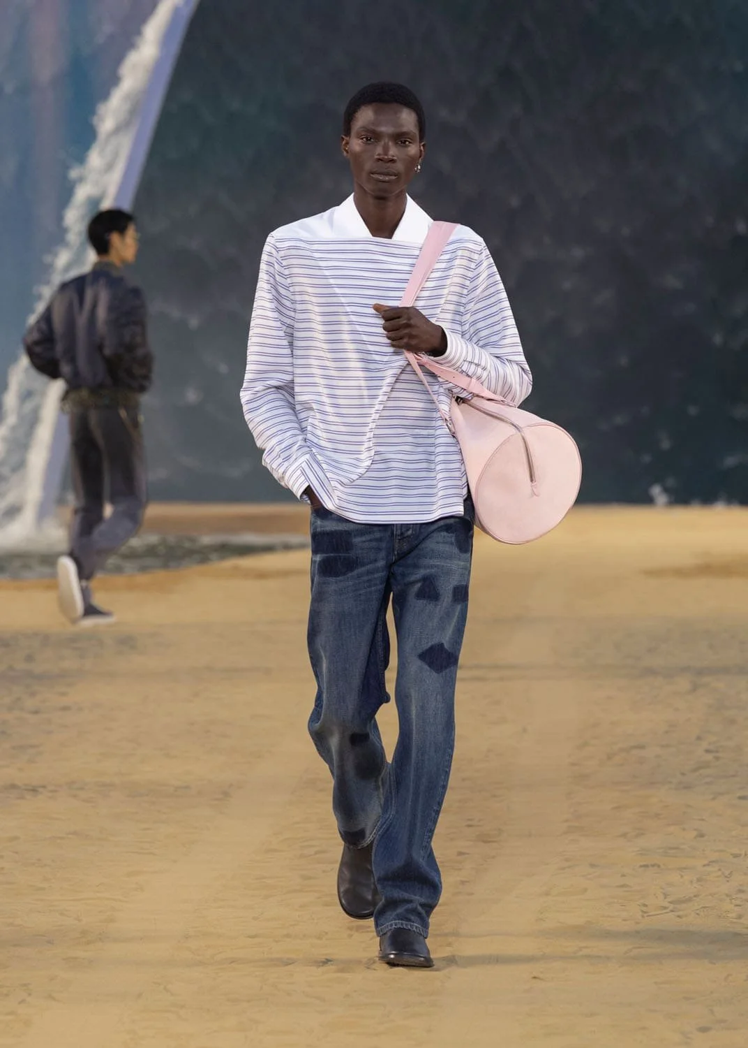 Louis-Vuitton-Men-Spring-Summer-2027-Runway-Magazine-13.jpg