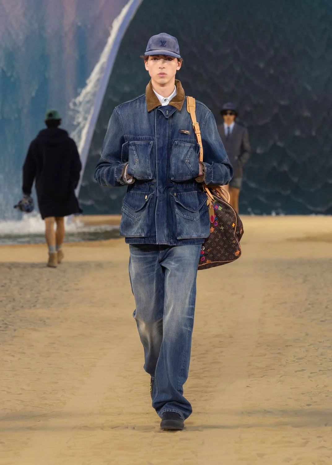 Louis-Vuitton-Men-Spring-Summer-2027-Runway-Magazine-17.jpg