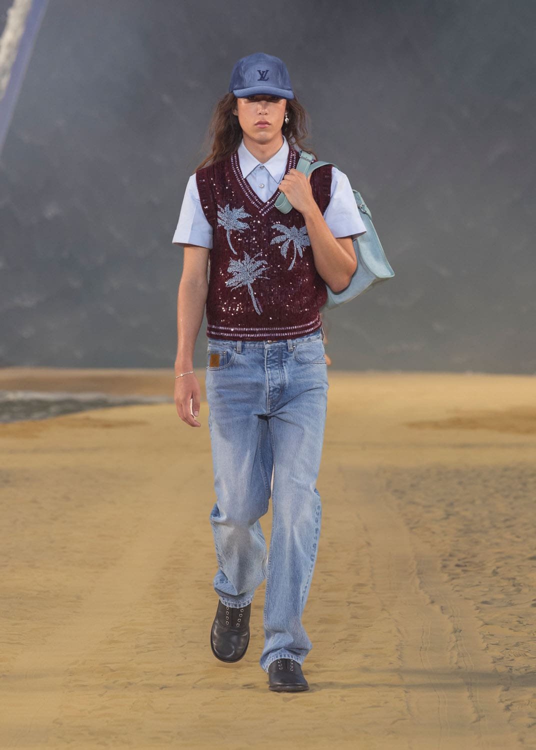 Louis-Vuitton-Men-Spring-Summer-2027-Runway-Magazine-61.jpg