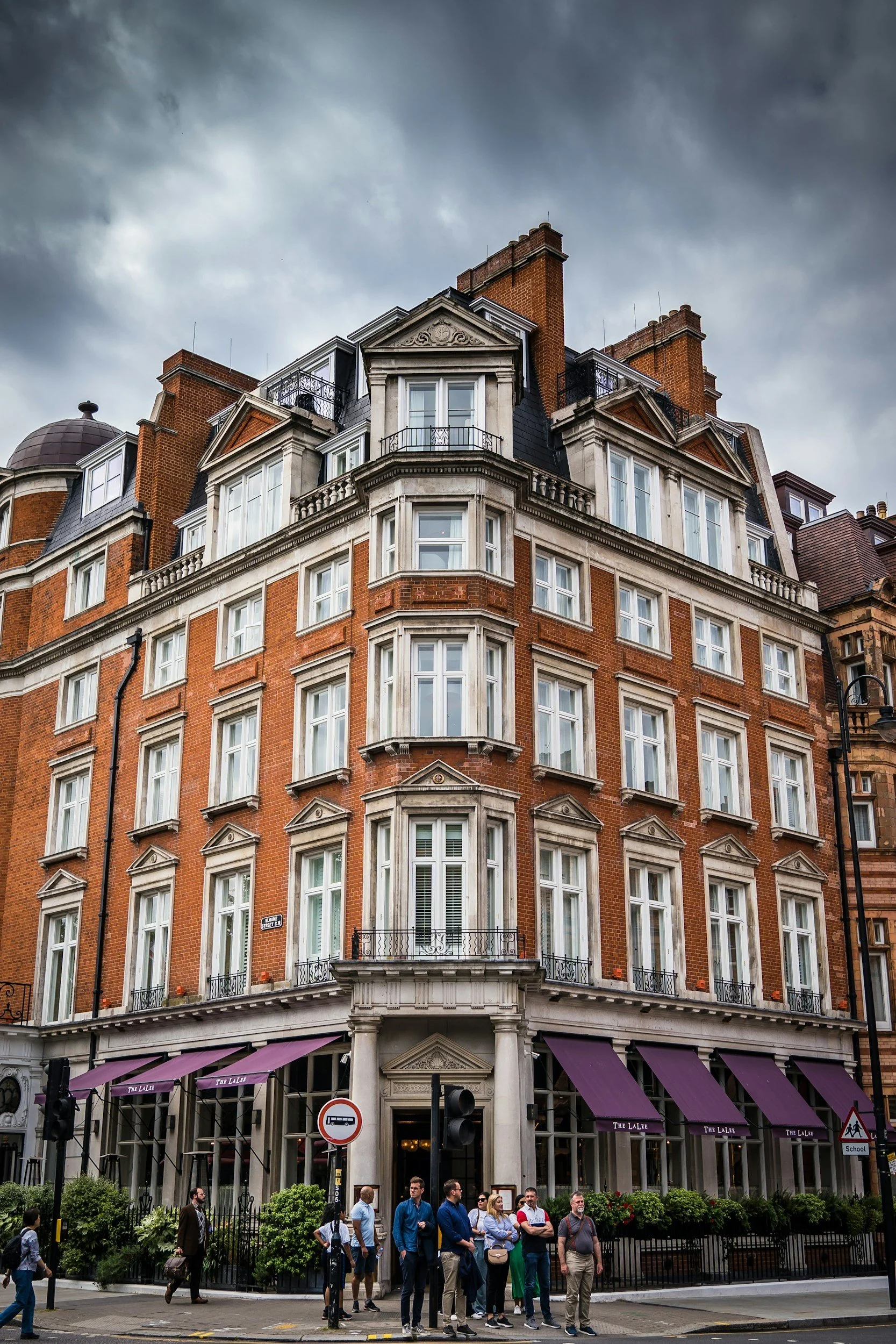 The Ultimate Guide to Chelsea, London: Where to Eat, Drink, Shop and Stay