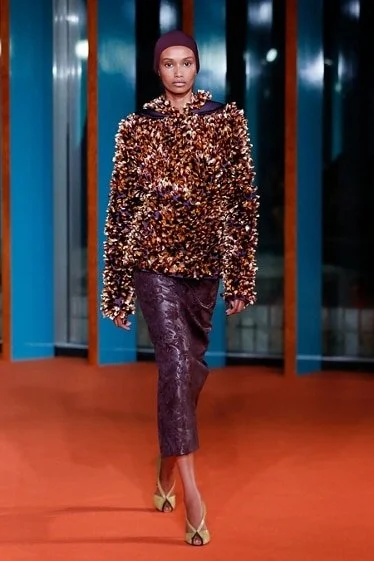 TB_SS27_SHOW_LOOK_33.dq-374x561.jpg