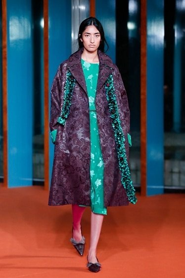 TB_SS27_SHOW_LOOK_36.dq-374x561.jpg