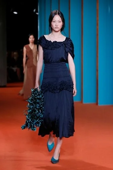TB_SS27_SHOW_LOOK_38.dq-374x561.jpg