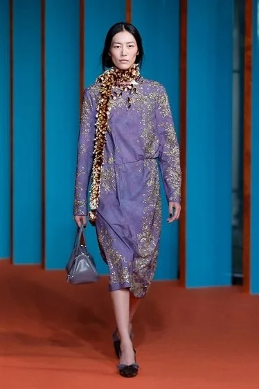 TB_SS27_SHOW_LOOK_01.dq-374x561.jpg