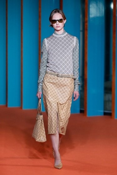 TB_SS27_SHOW_LOOK_13.dq-374x561.jpg