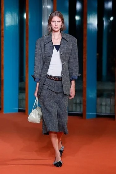 TB_SS27_SHOW_LOOK_23.dq-374x561.jpg