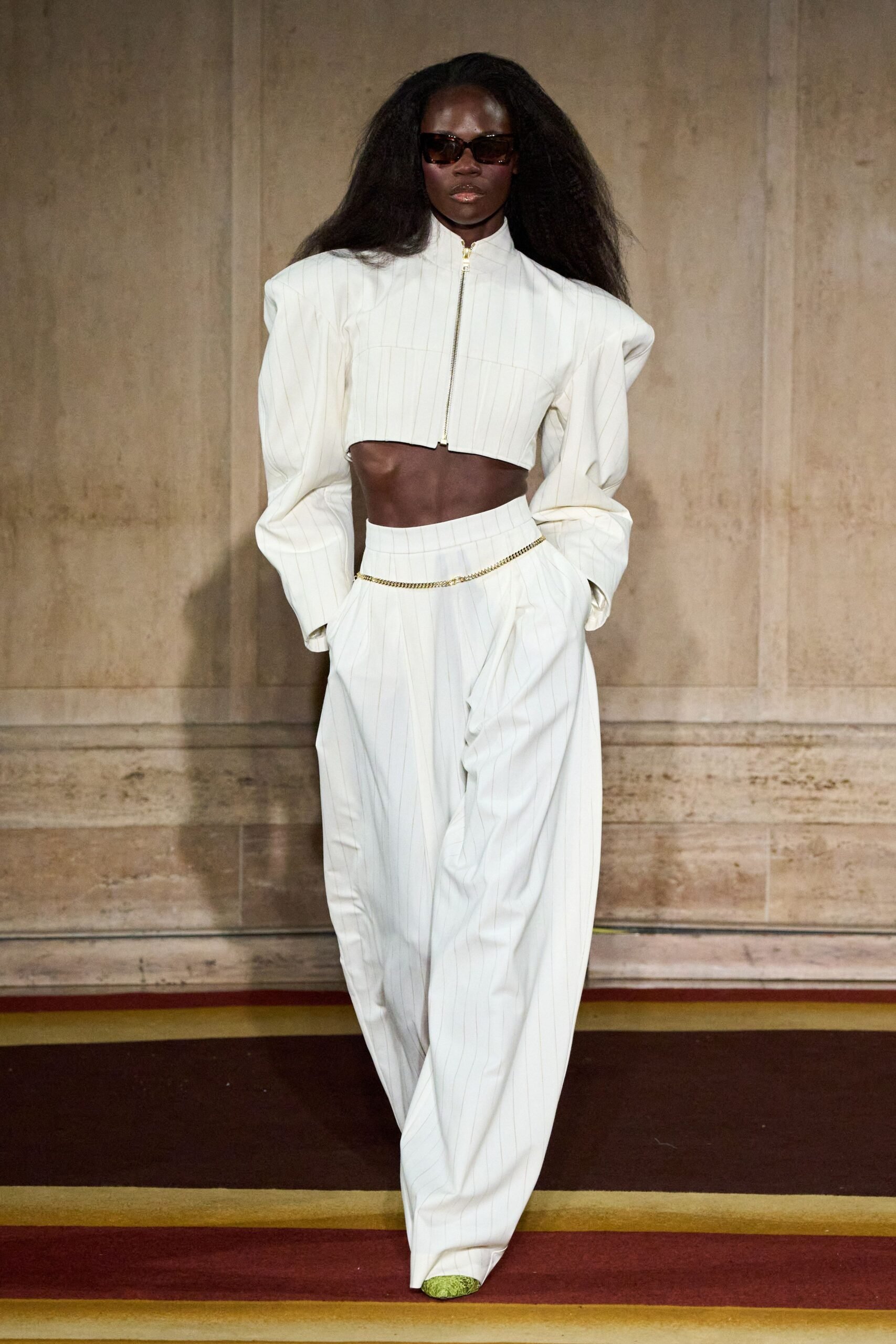 christian-siriano-spring-2027-ready-to-wear-look-13-scaled.jpg