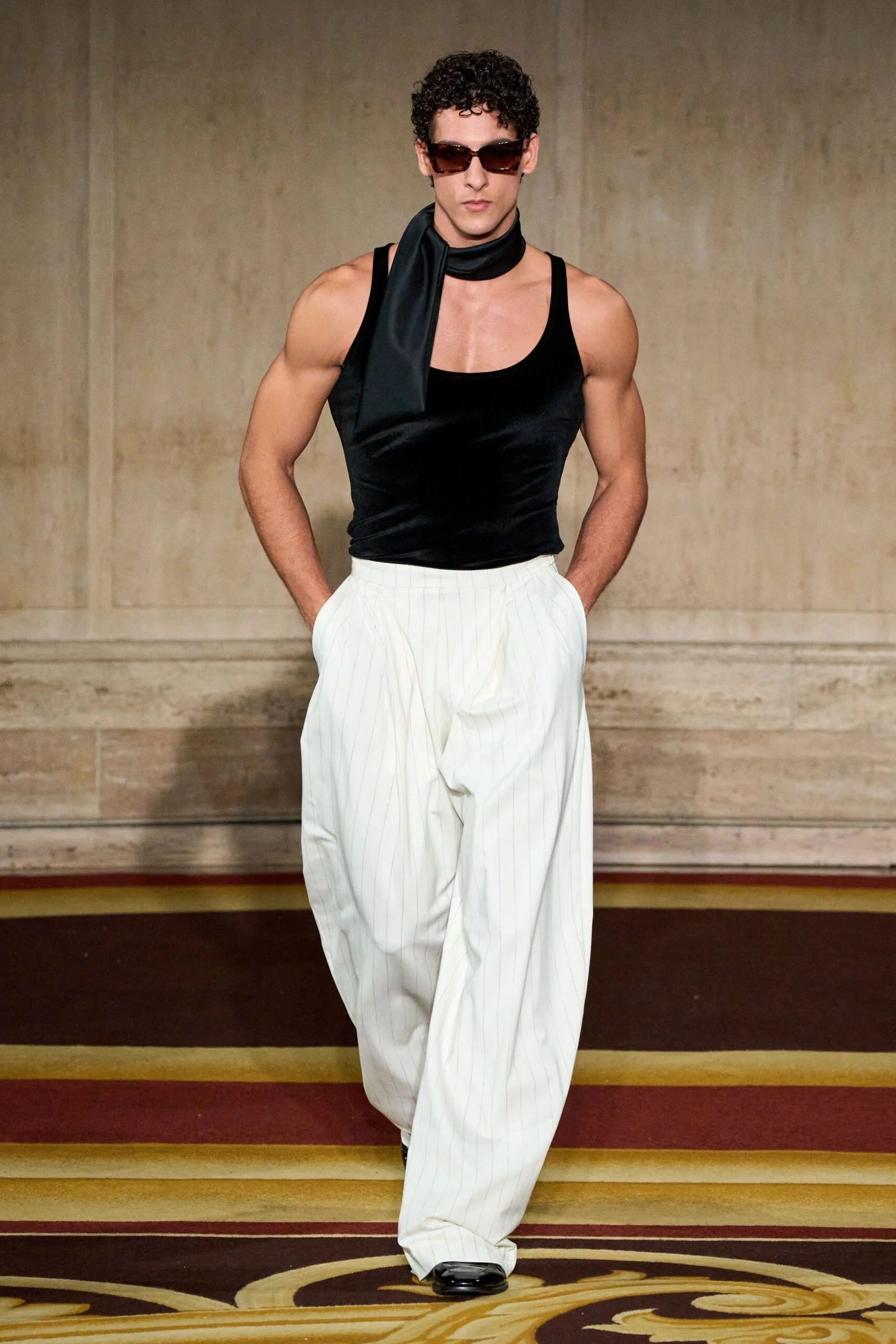 christian-siriano-spring-2027-ready-to-wear-look-14-scaled.jpg