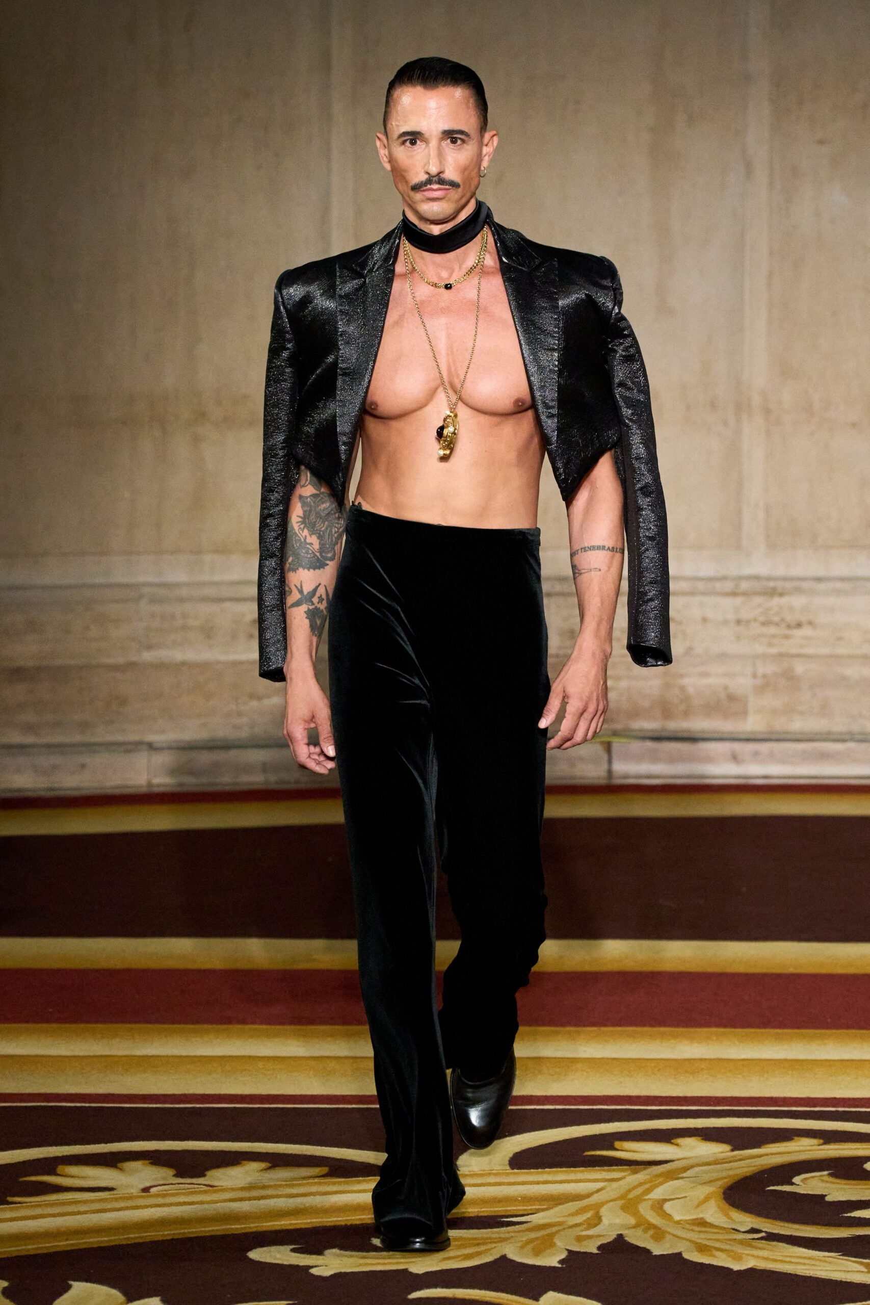 christian-siriano-spring-2027-ready-to-wear-look-17-scaled.jpg