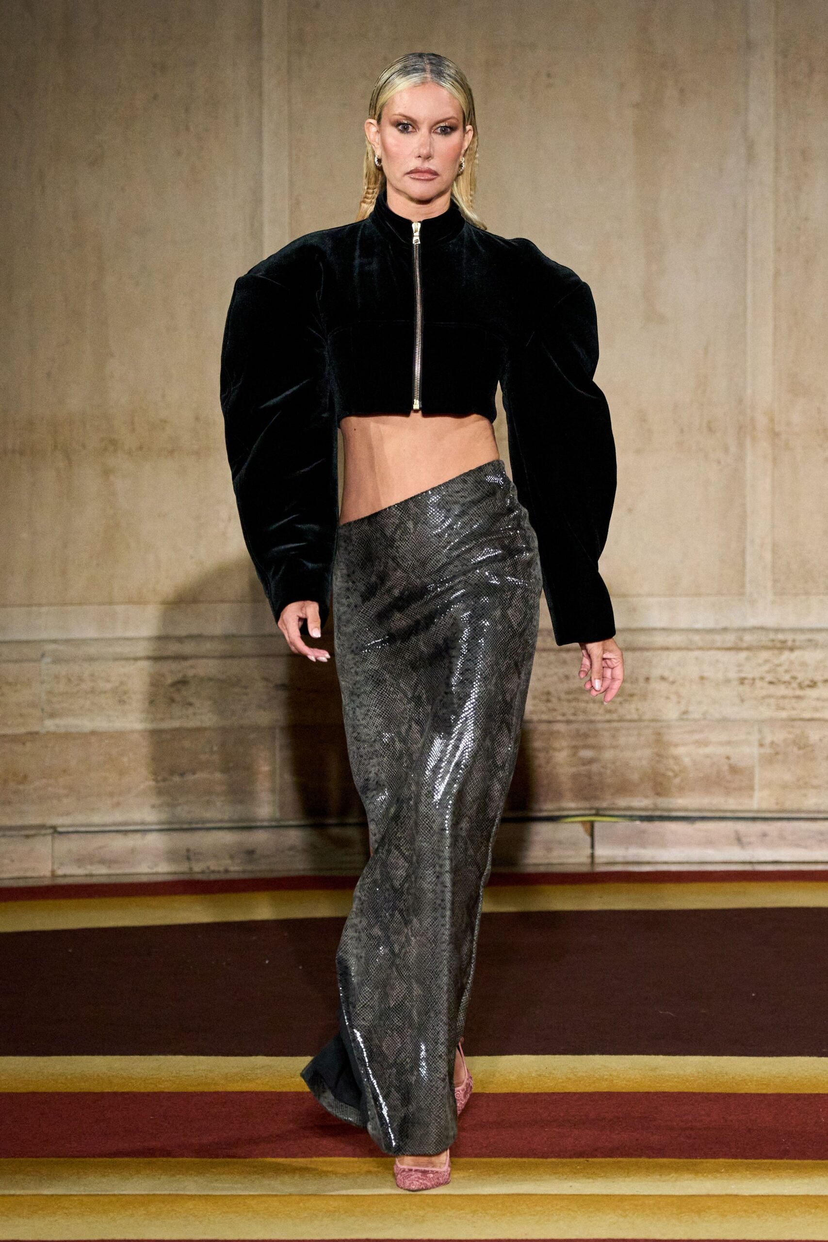 christian-siriano-spring-2027-ready-to-wear-look-24-scaled.jpg