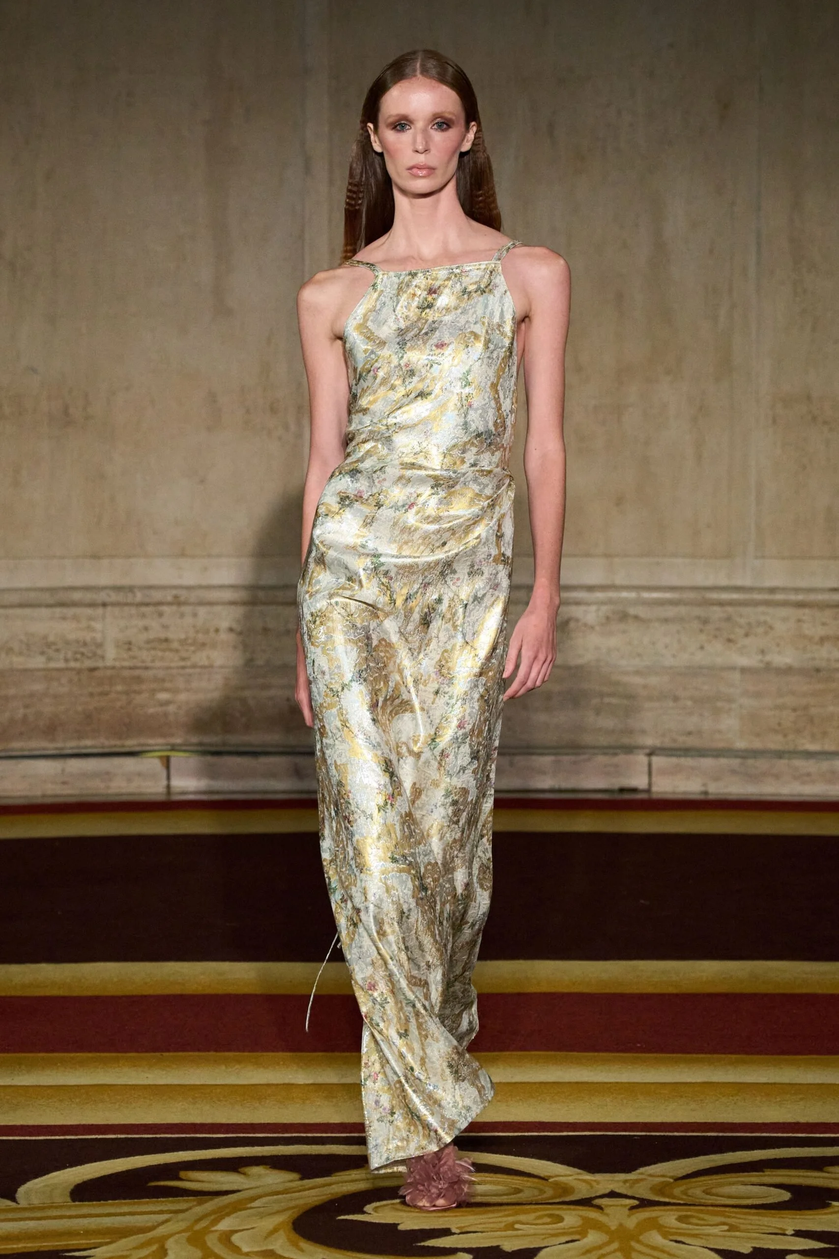 christian-siriano-spring-2027-ready-to-wear-look-30-scaled.jpg