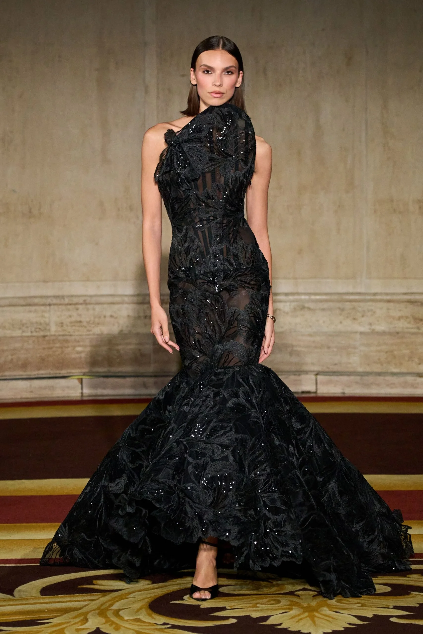 christian-siriano-spring-2027-ready-to-wear-look-35-scaled.jpg