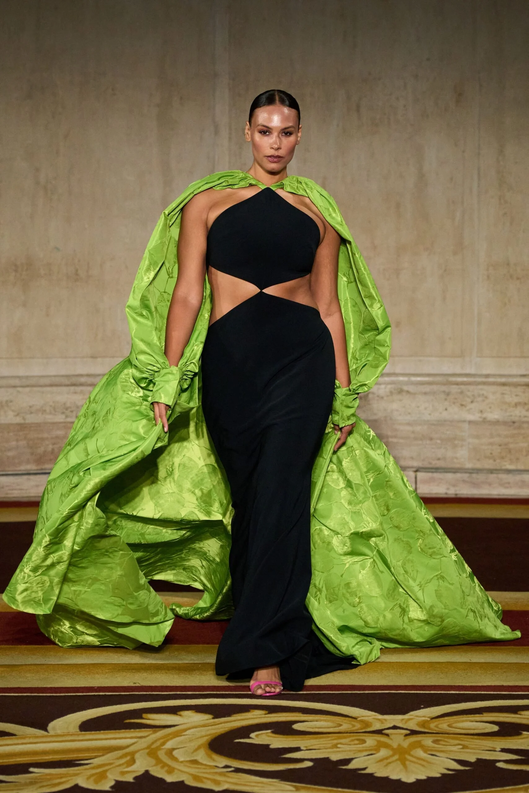 christian-siriano-spring-2027-ready-to-wear-look-51-scaled.jpg