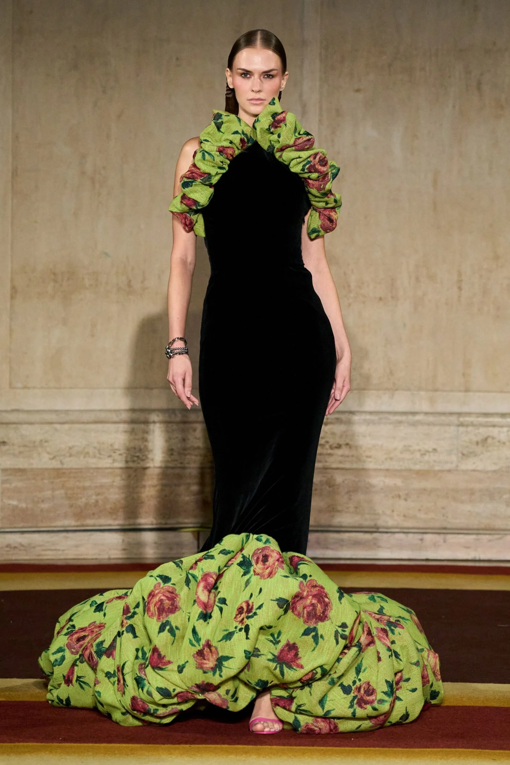 christian-siriano-spring-2027-ready-to-wear-look-56-scaled.jpg