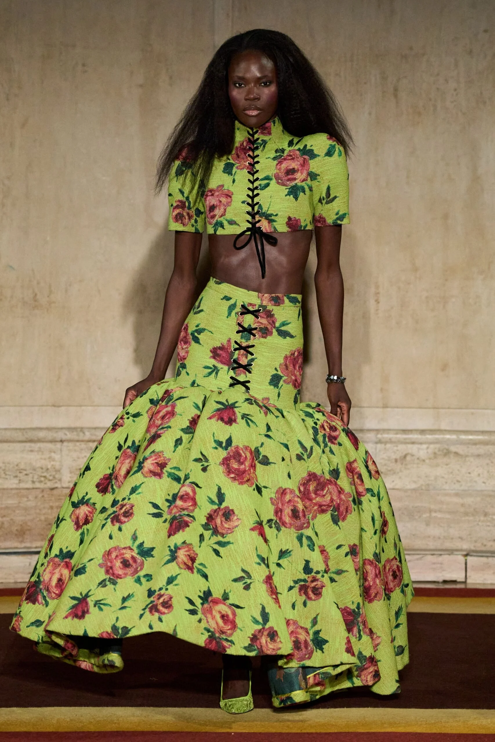 christian-siriano-spring-2027-ready-to-wear-look-63-scaled.jpg