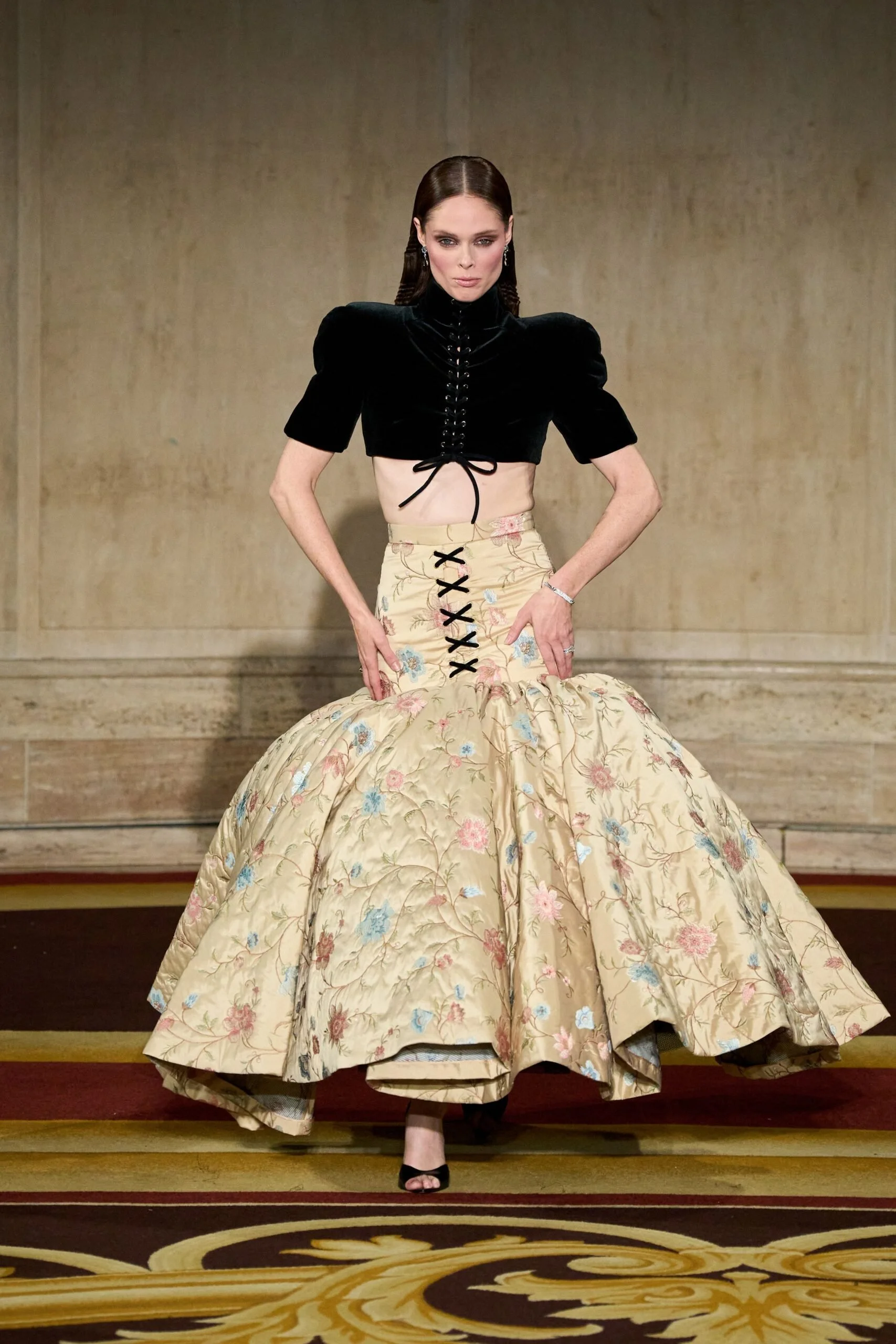 christian-siriano-spring-2027-ready-to-wear-look-64-scaled.jpg