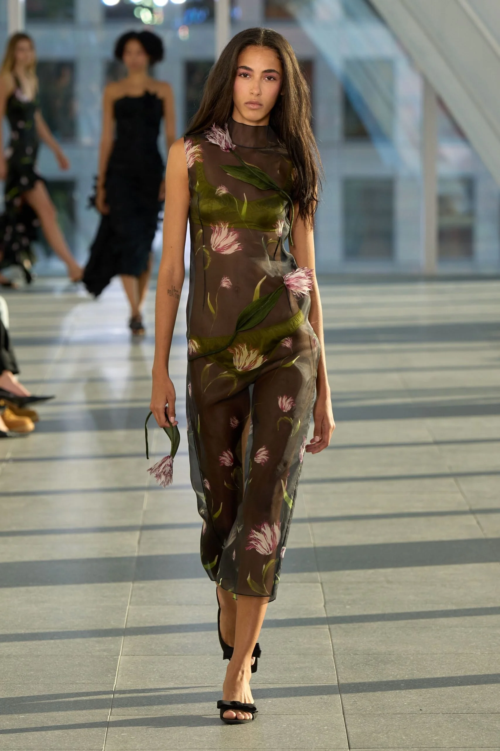monse-spring-2027-ready-to-wear-look-28-scaled.jpg