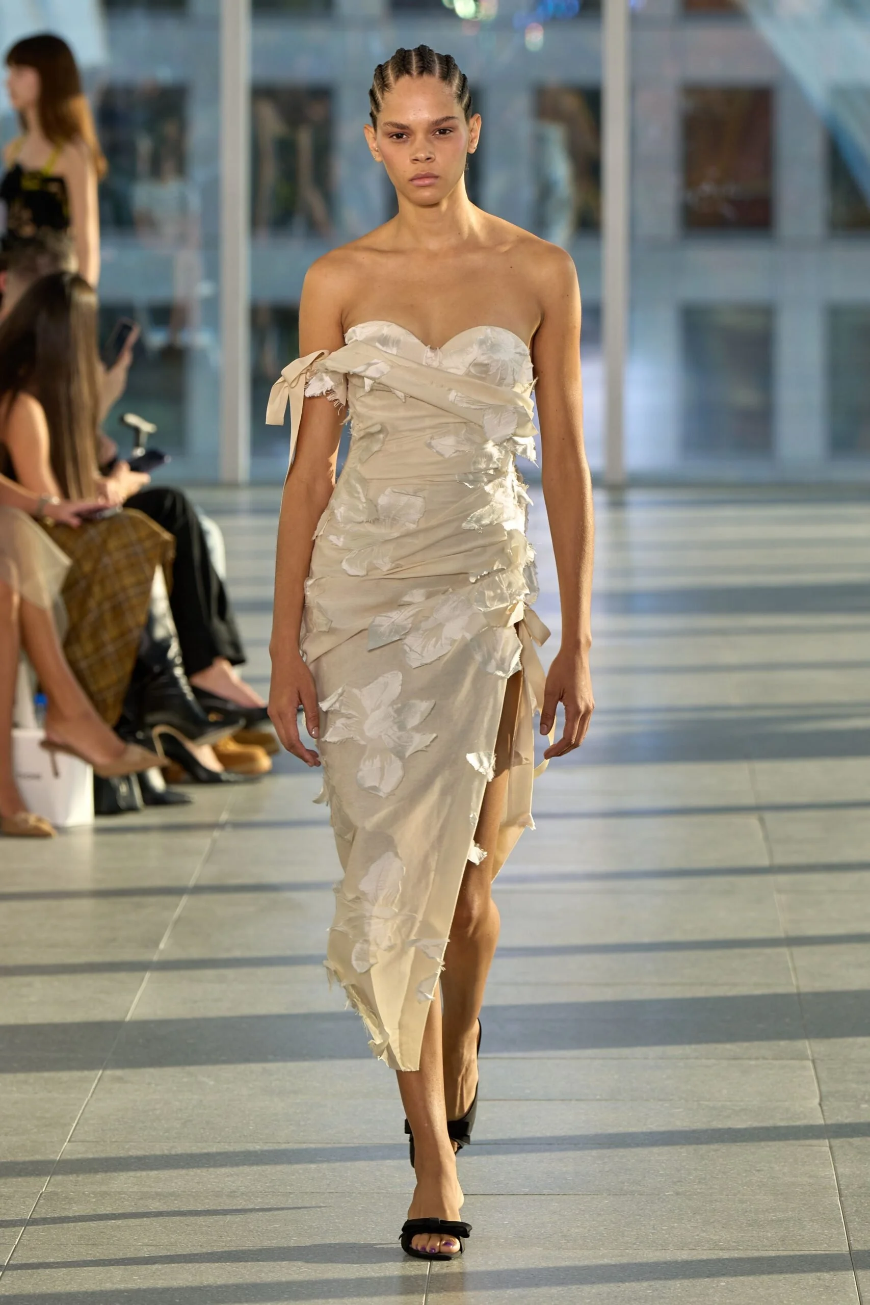 monse-spring-2027-ready-to-wear-look-31-scaled.jpg