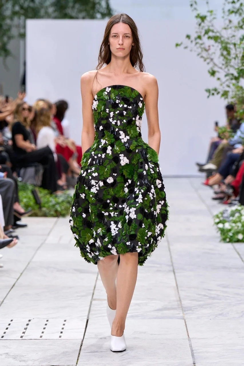 00019-michael-kors-collection-spring-2027-ready-to-wear-credit-gorunway-Large-1.jpeg