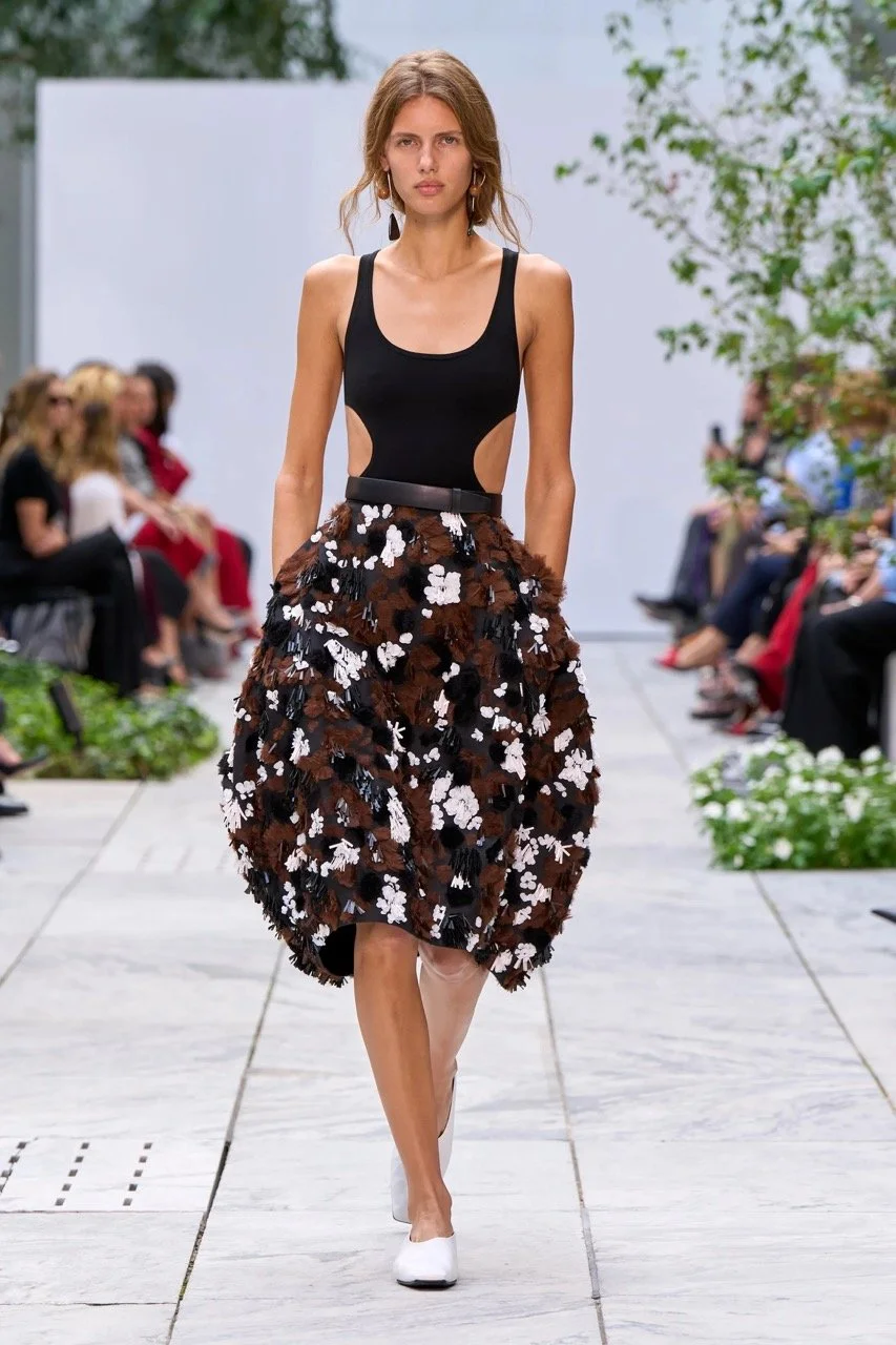 00025-michael-kors-collection-spring-2027-ready-to-wear-credit-gorunway-Large-1.jpeg