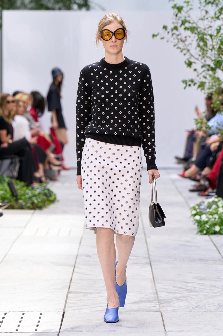 00041-michael-kors-collection-spring-2027-ready-to-wear-credit-gorunway-Large.jpeg