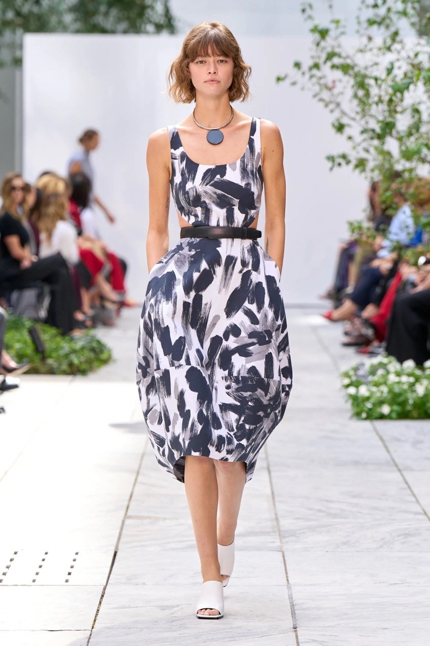 00046-michael-kors-collection-spring-2027-ready-to-wear-credit-gorunway-Large-1.jpeg