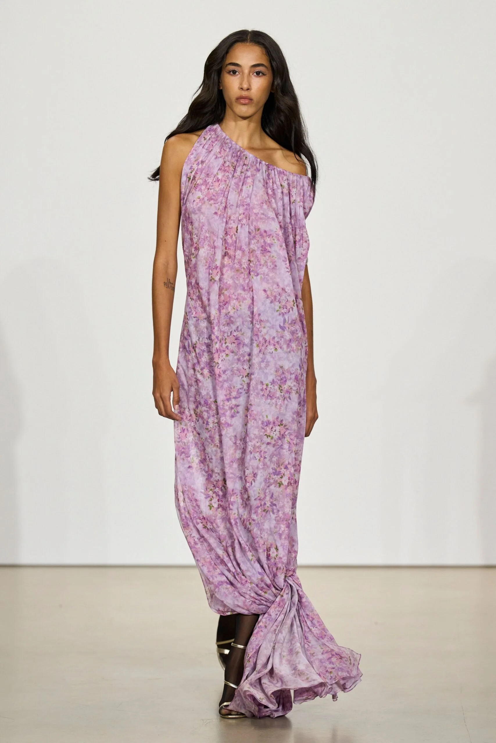 prabal-gurung-spring-2027-ready-to-wear-look-20-scaled.jpg