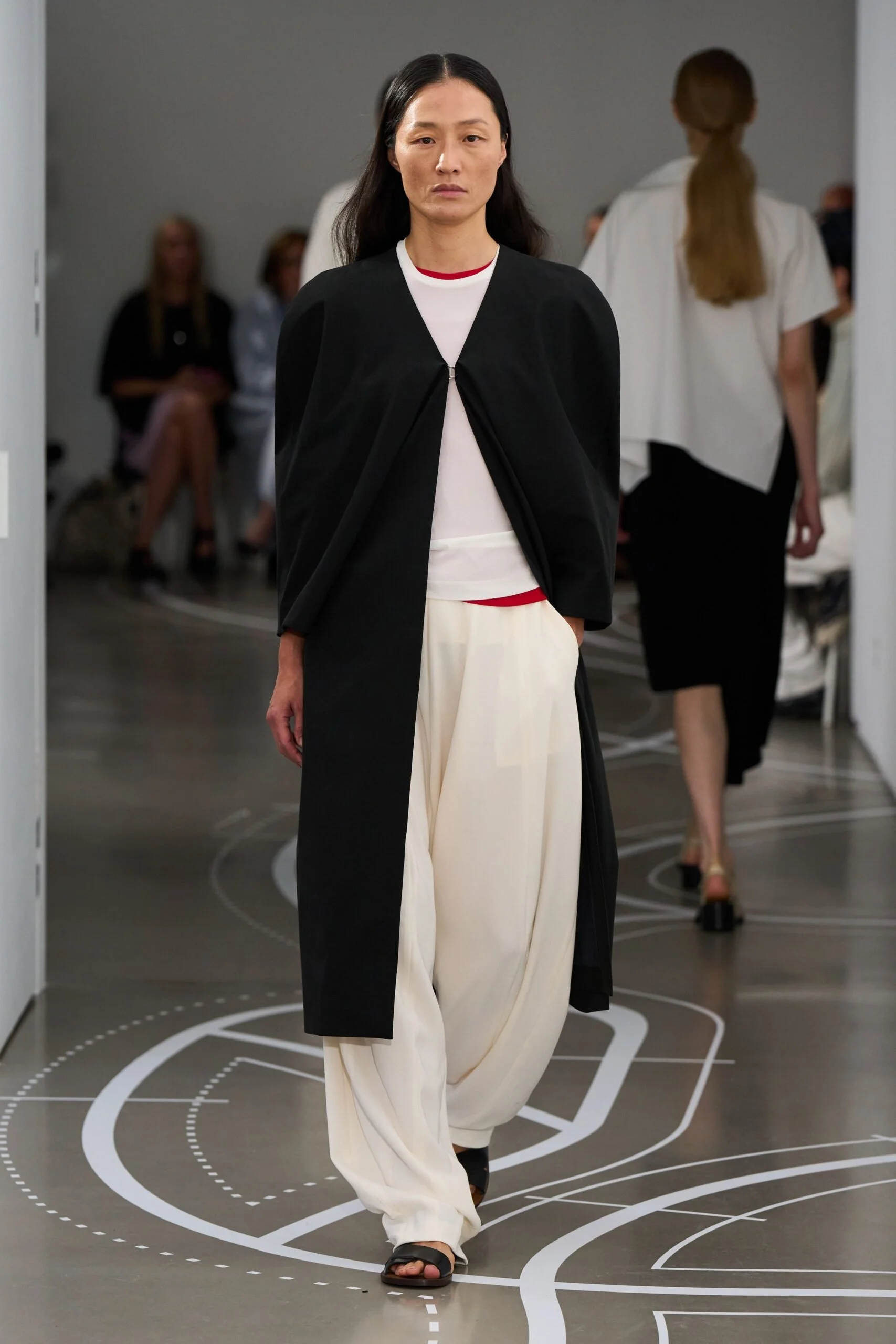 ashlyn-spring-2027-ready-to-wear-look-09-scaled.jpg
